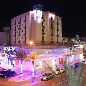 3* מלון Al Raad
